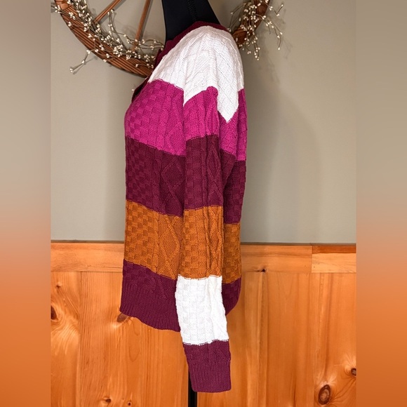 St. John's Bay Pullover Color-block Striped V-Neck Sweater NWT size Small - Picture 9 of 13